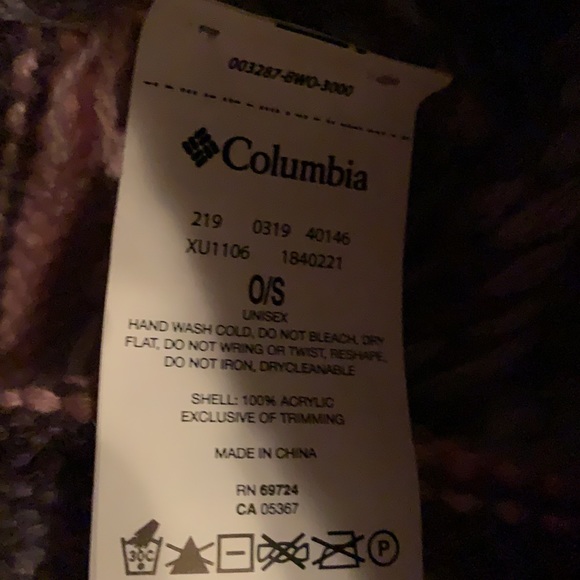 Columbia beanie, knit; never worn - Picture 4 of 4